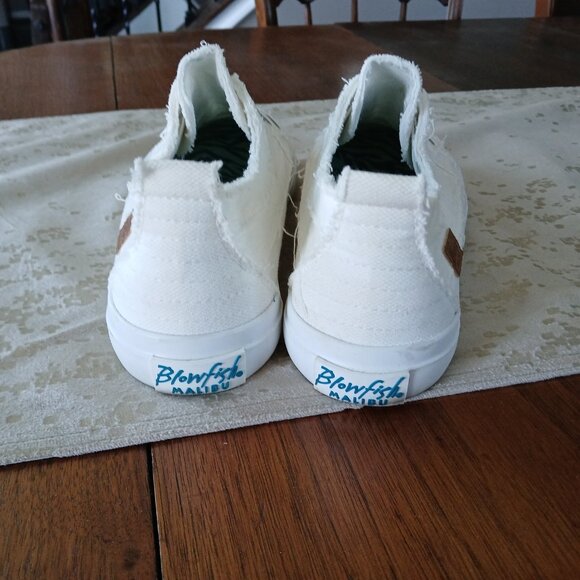Blowfish Malibu Sneaker- White size 8 - Picture 3 of 4